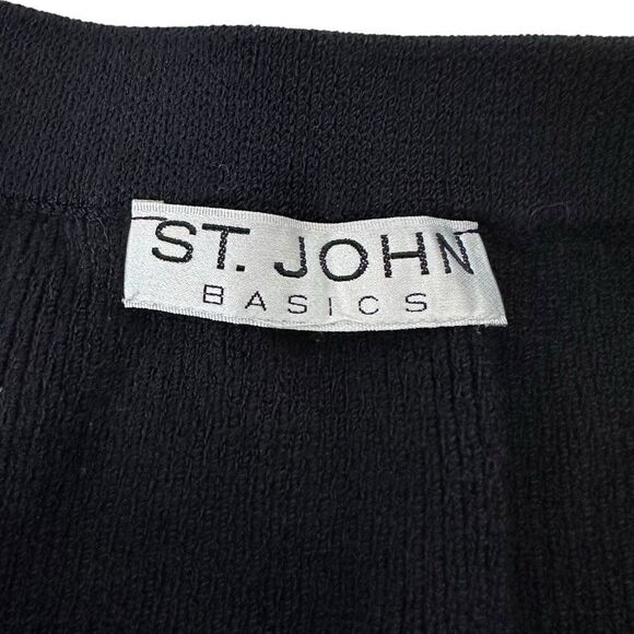 St. John Basic Ribbed Flare Black Skirt size 2 - Picture 4 of 5
